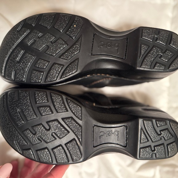 Nursing shoes by BOC No tags no box. Never worn. - Picture 5 of 6